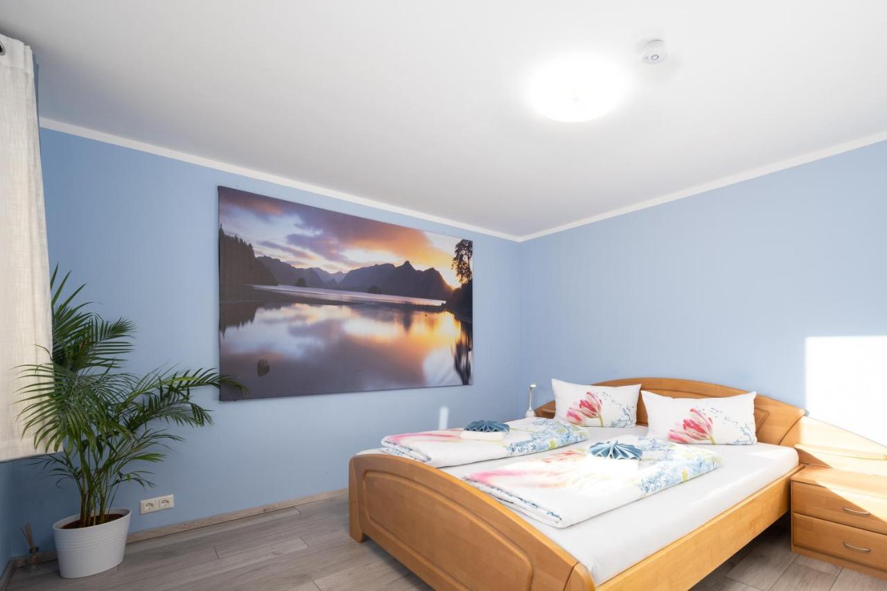 Familienfreundliche 3-Zimmer-Ferienwohnung Saal Εξωτερικό φωτογραφία
